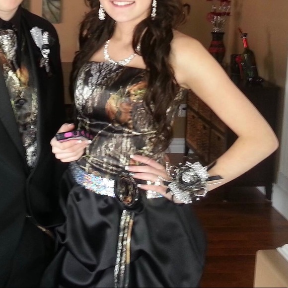 Camouflage prom dress - Picture 2 of 2